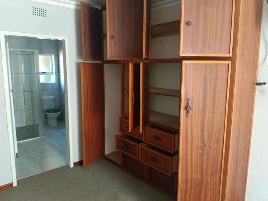 3 Bedroom Property for Sale in Riebeeckstad Free State